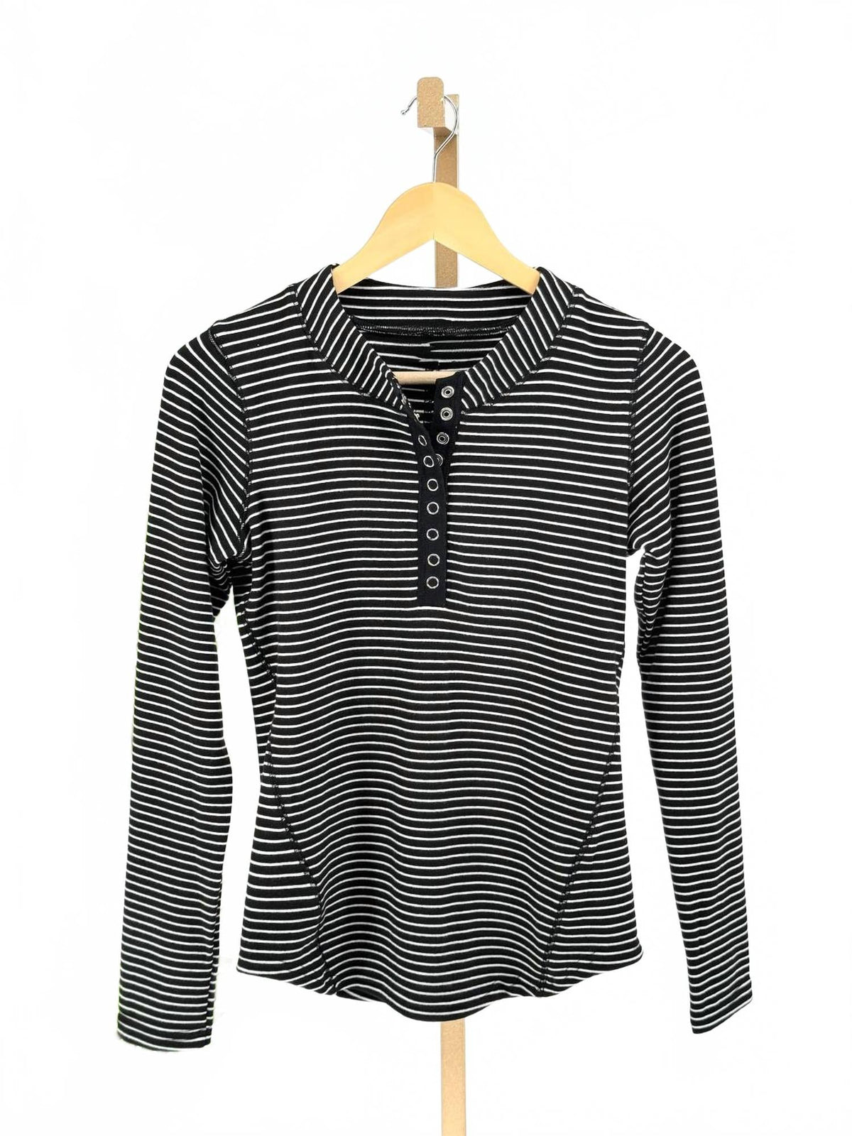 Off The Record Henley Top In Black