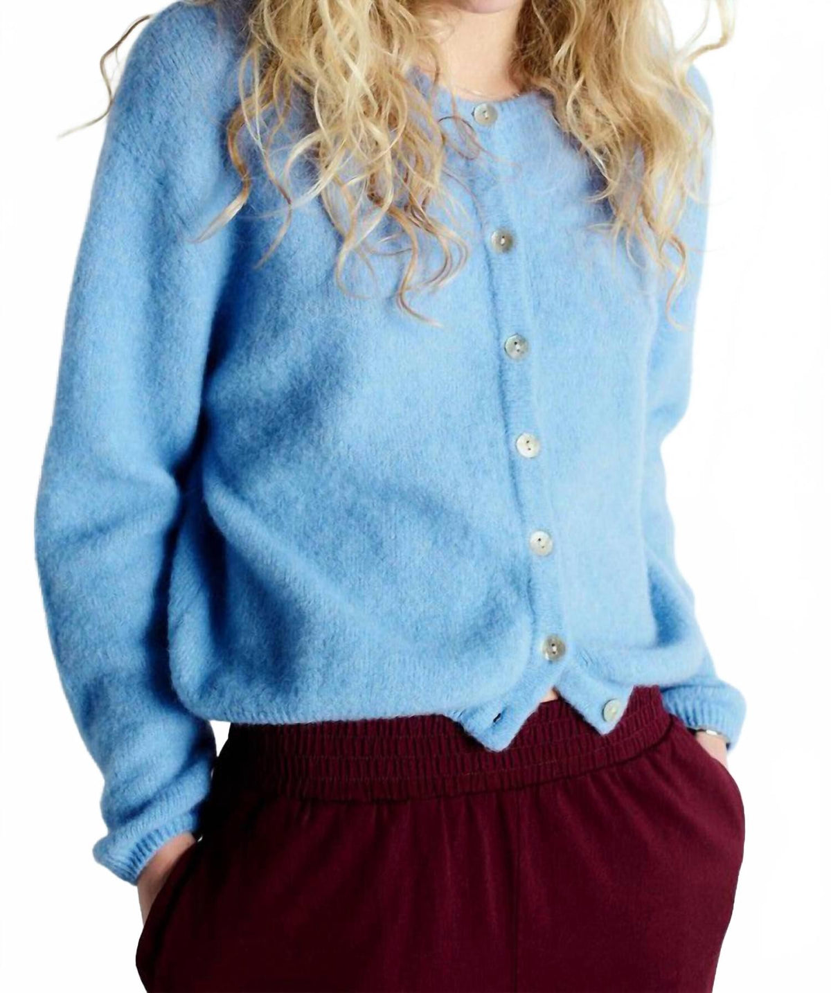 Vitow Round Neck Cardigan In Blue Arctic