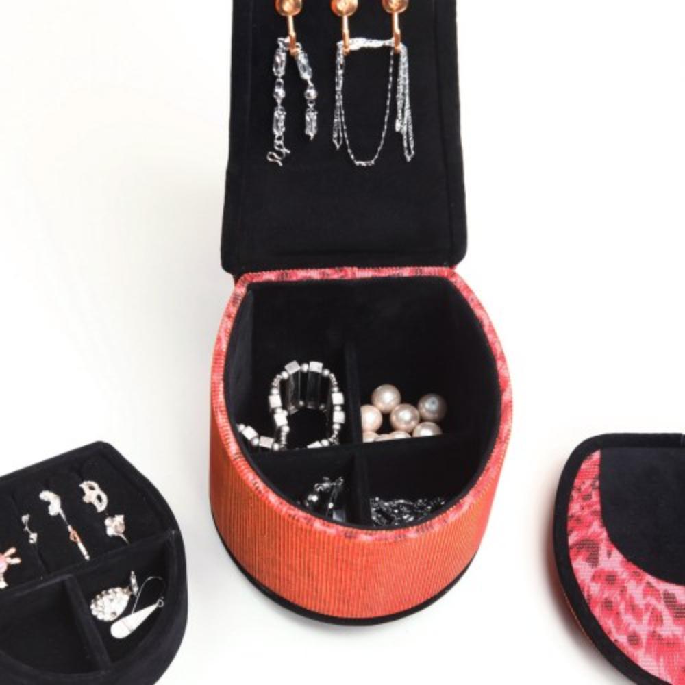 High Heel Shoe Jewelry Organizer with Display Hooks