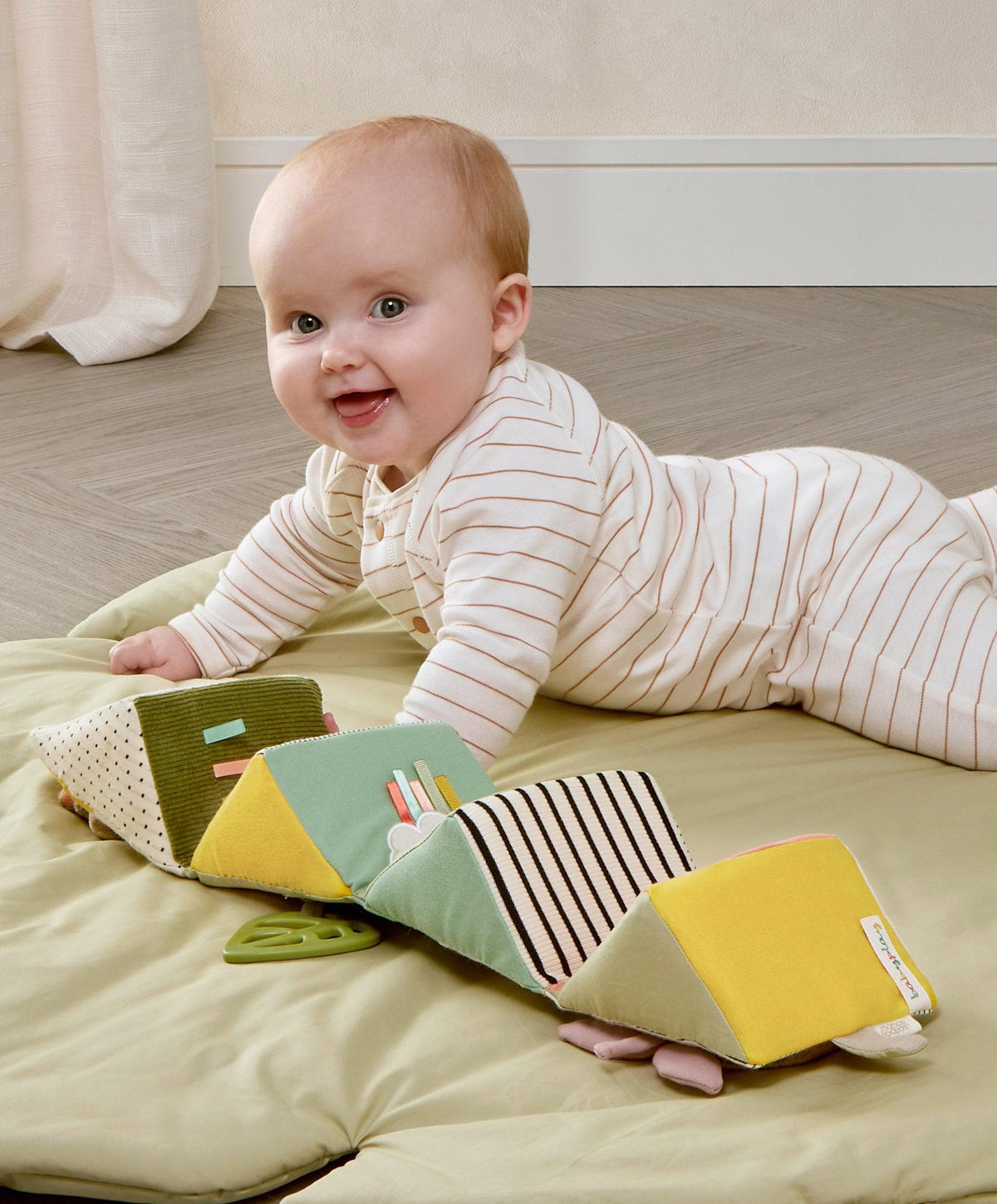 Babyplay Folding Activity Cube Toy