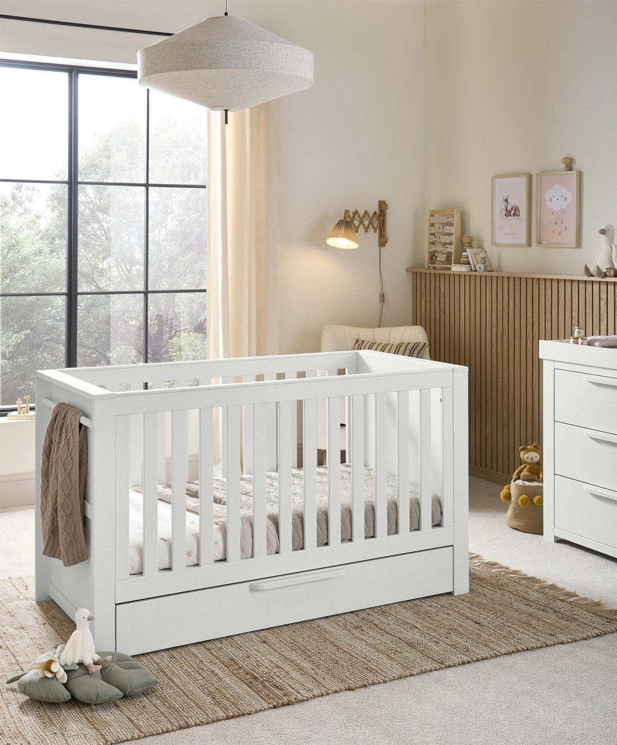 Franklin Cotbed & Signature Airflow Pocket Spring Mattress Bundle - White Wash