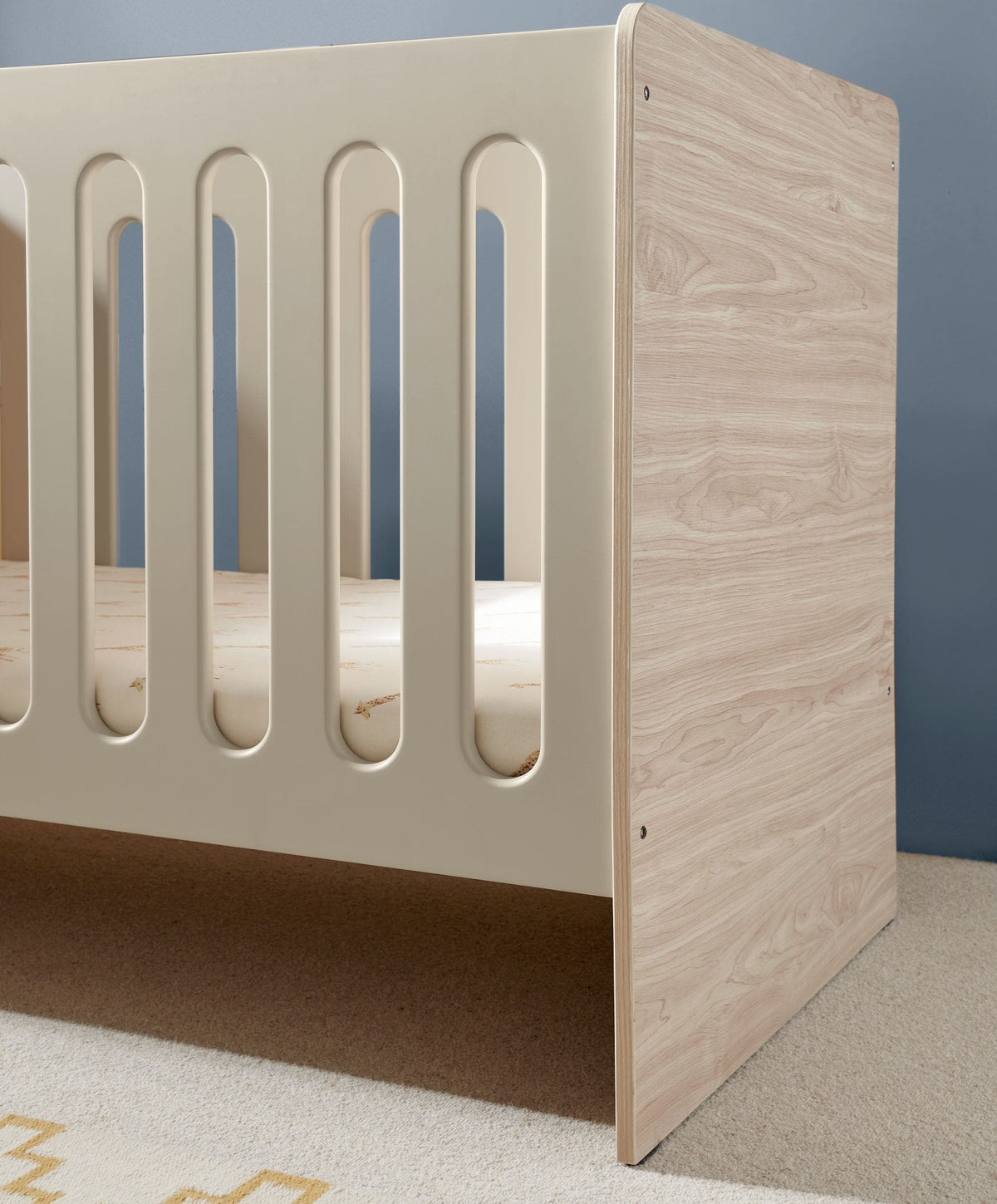 Vyne Cot - Cashmere/Oak