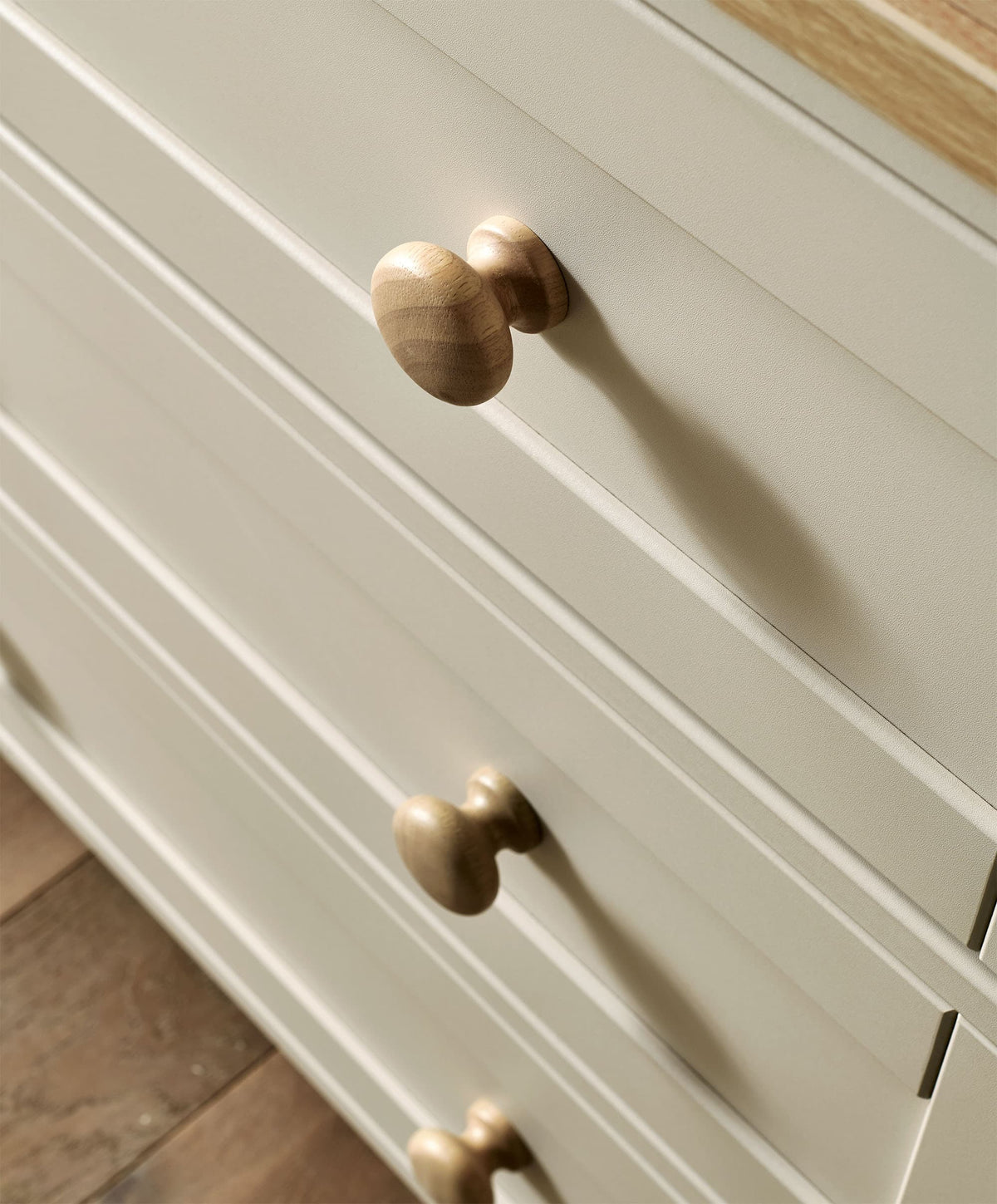 Wedmore Dresser Changer – Cashmere/Oak