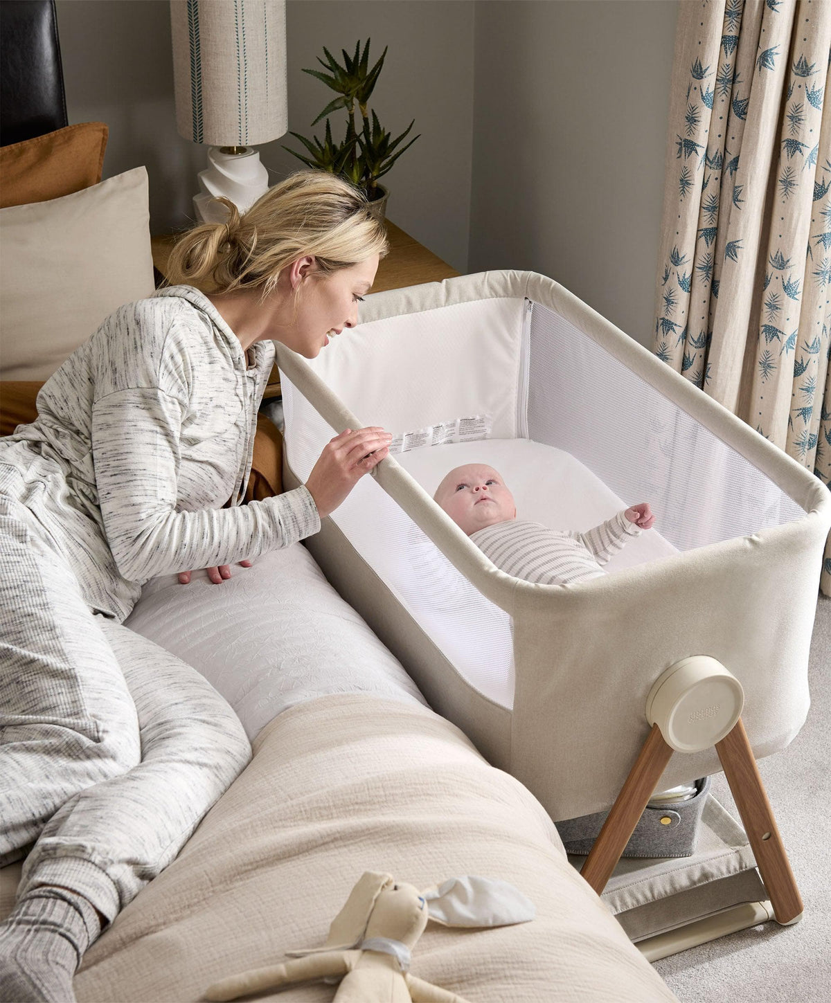 Harwell Nursery Bundle with Lua Bedside Crib (6 Piece) – Cashmere