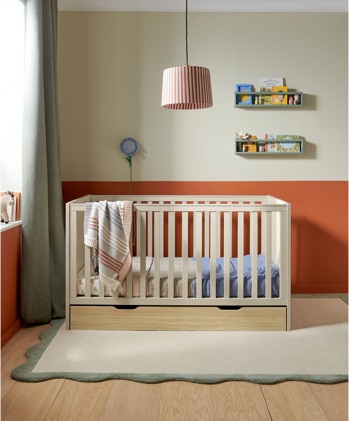 Riga Cotbed & Signature Airflow Fibre Cotbed Mattress - Cashmere