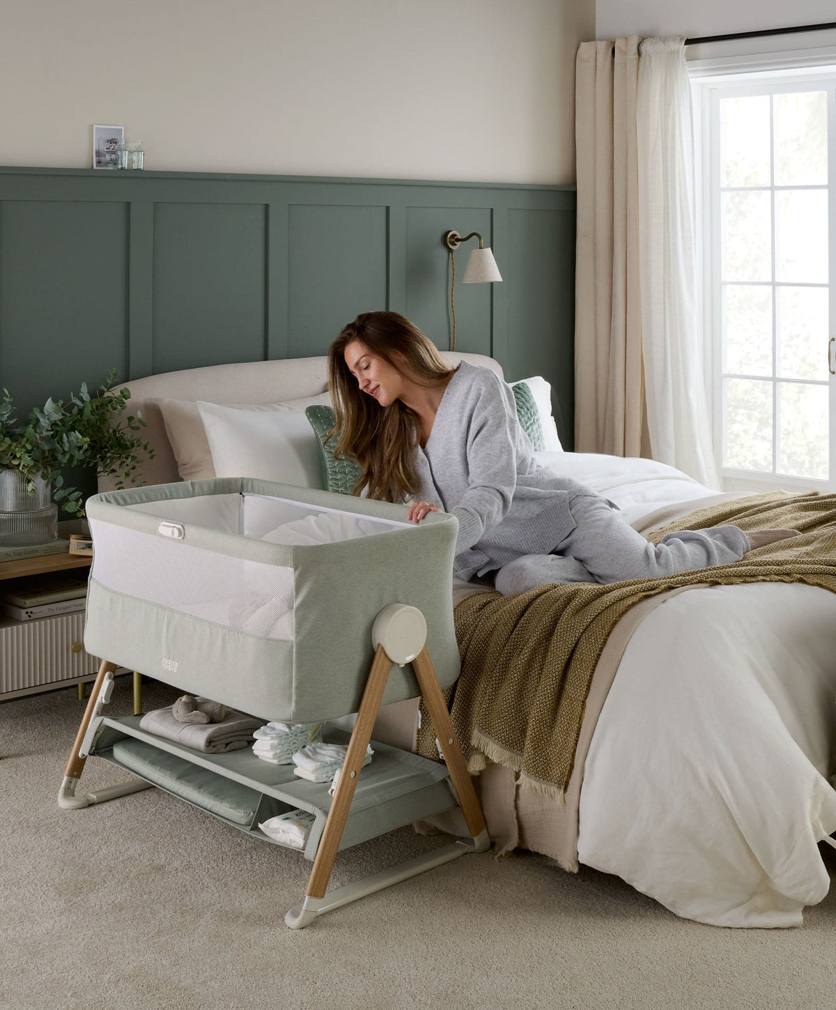 Lua Bedside Crib with Sheet & Mattress Protector Bundle - Sage/White