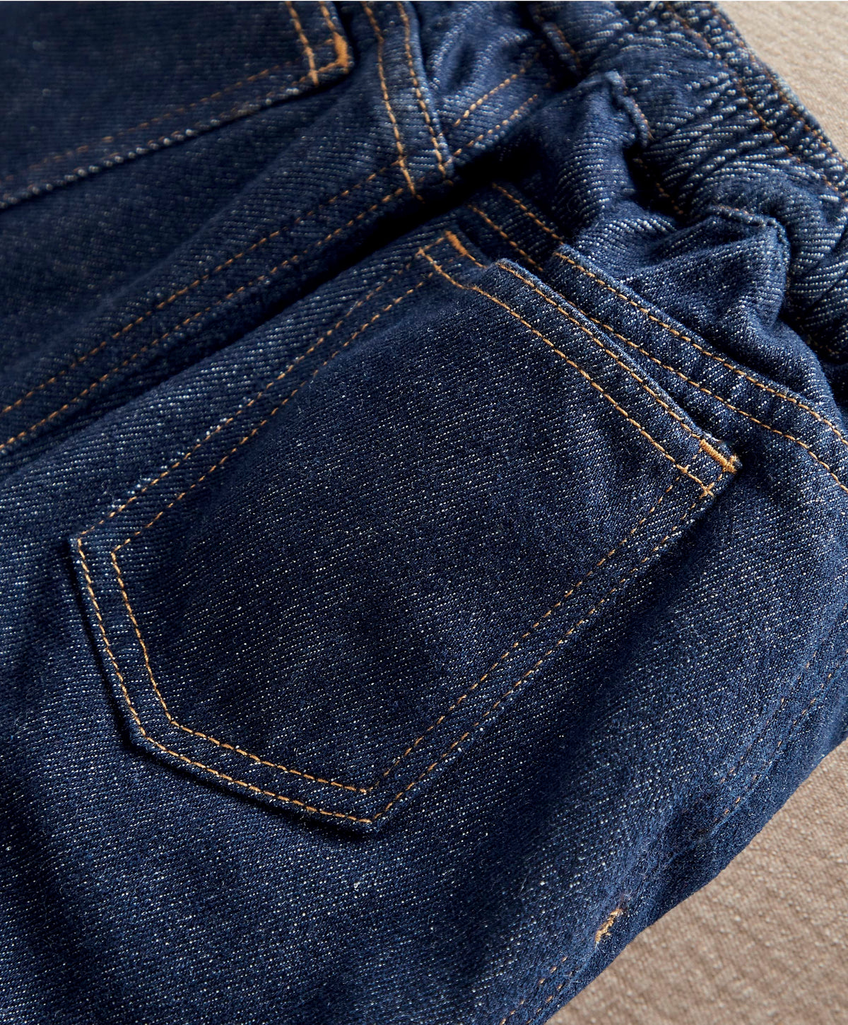 Relaxed Fit Jean