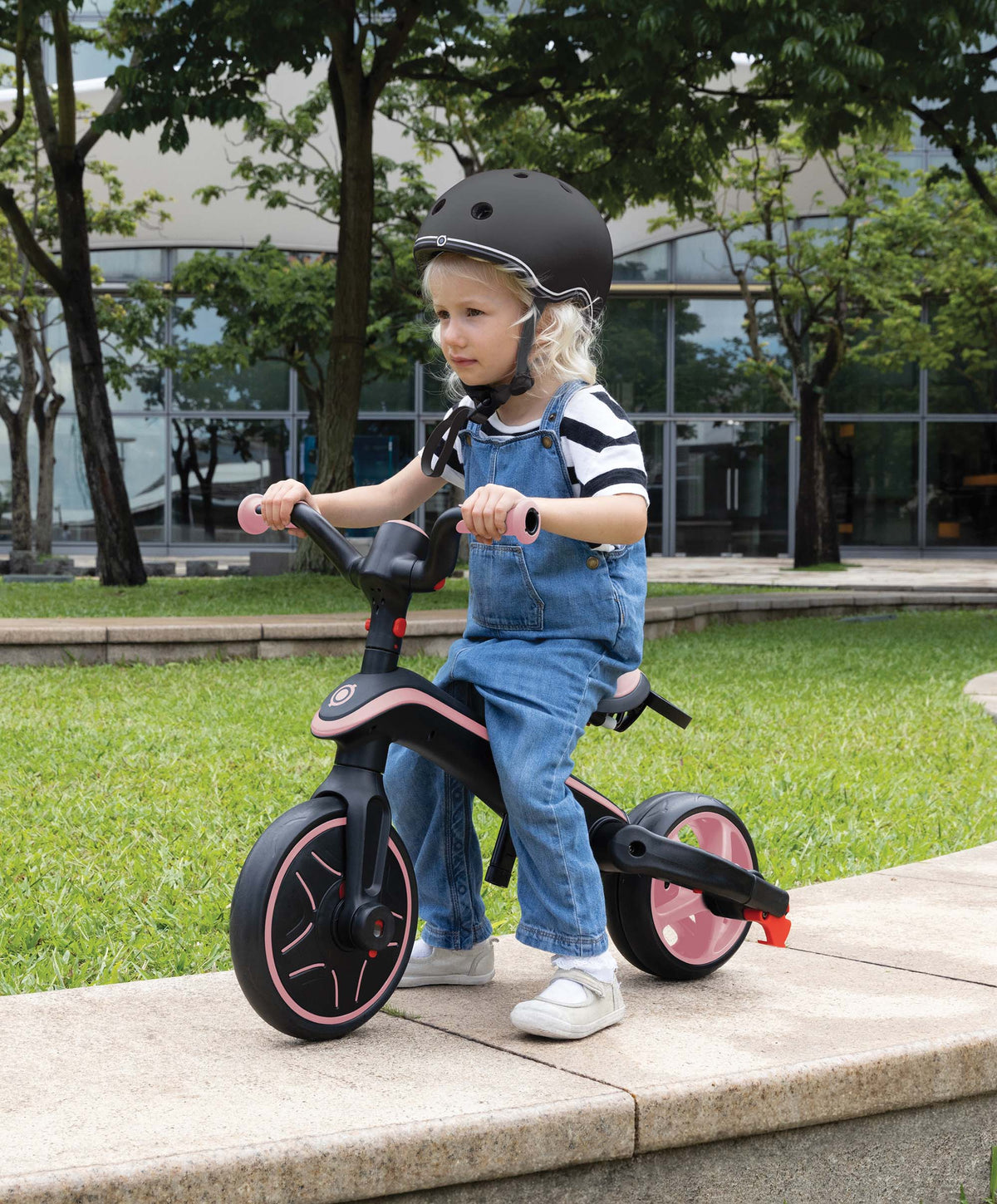 Globber Explorer Foldable 4-in-1 Trike - Pastel Pink