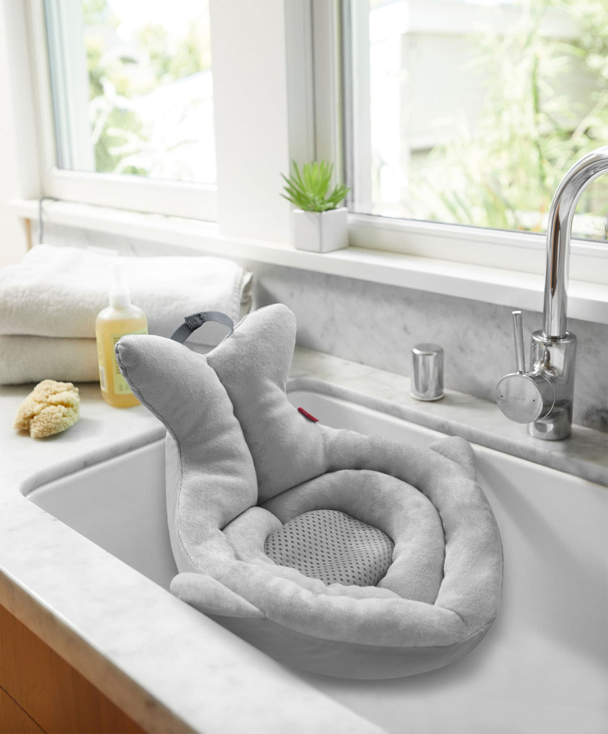 Moby SoftSpot Sink Bather- Grey