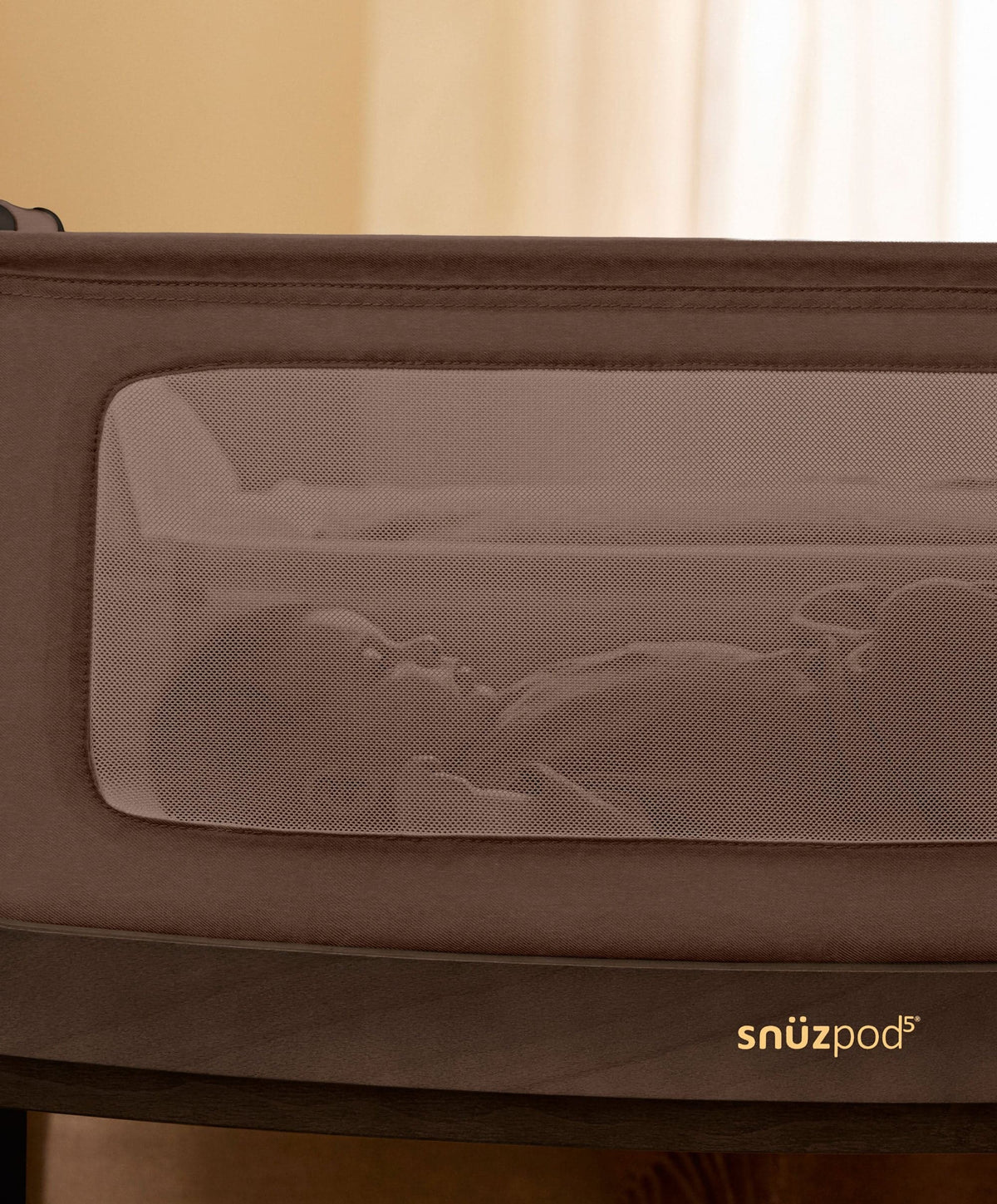 SnuzPod 5 Bedside Crib - Chocolate