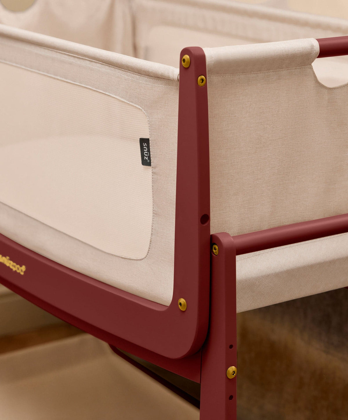 SnuzPod 5 Bedside Crib - Rouge