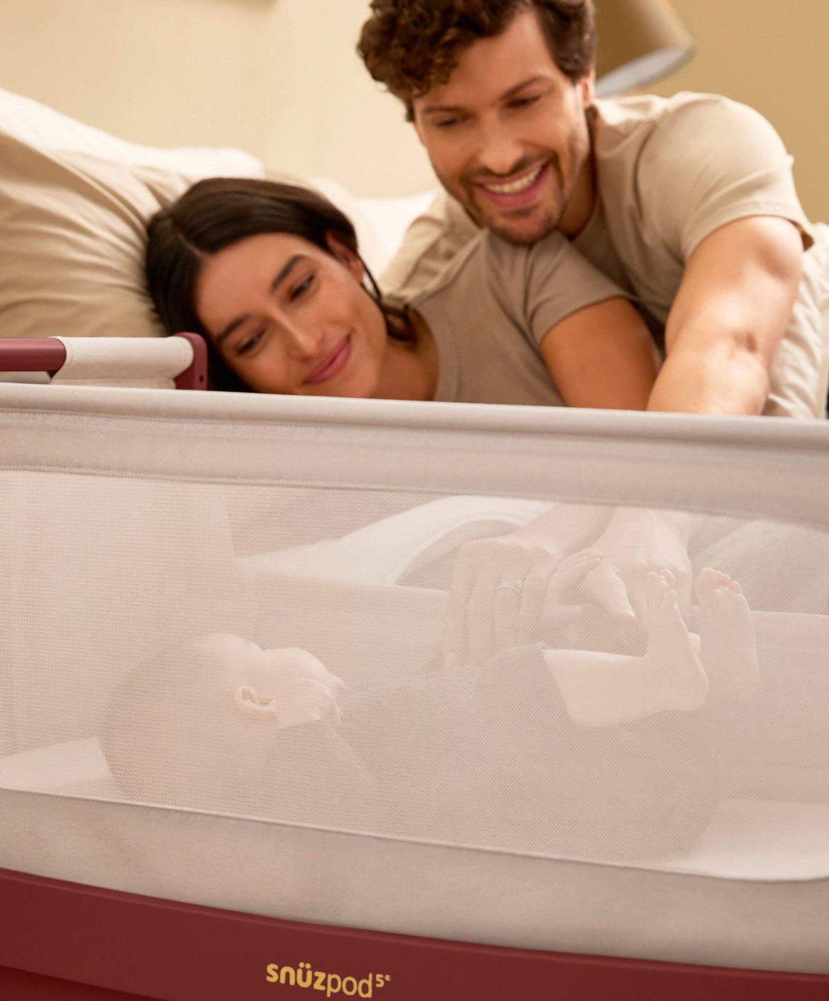 SnuzPod 5 Bedside Crib - Rouge