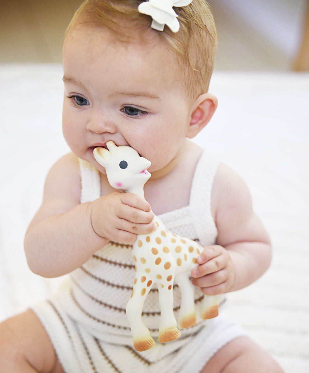 Sophie la girafe® and non-spill cup