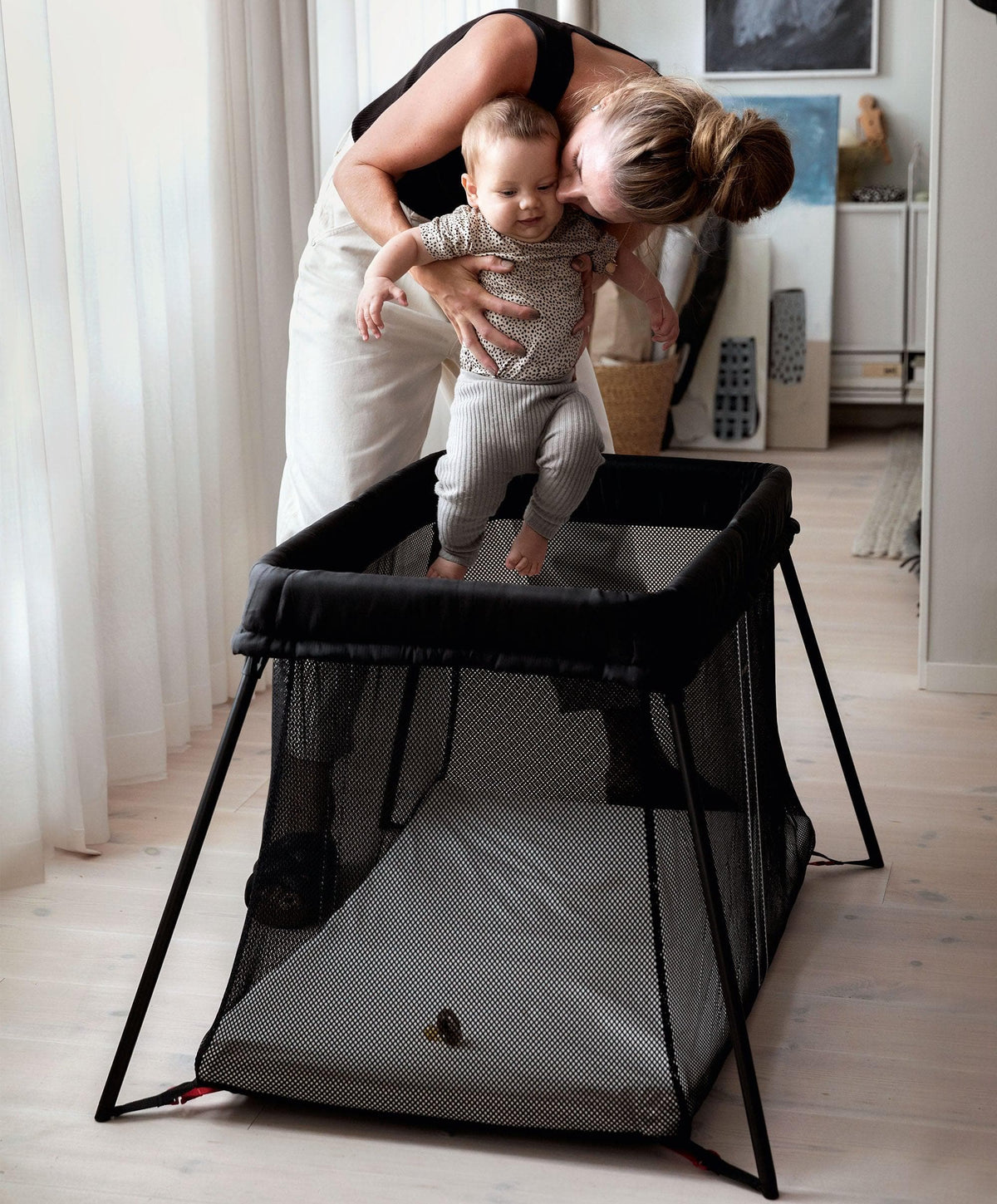 BabyBjörn Travel Cot Light - Black