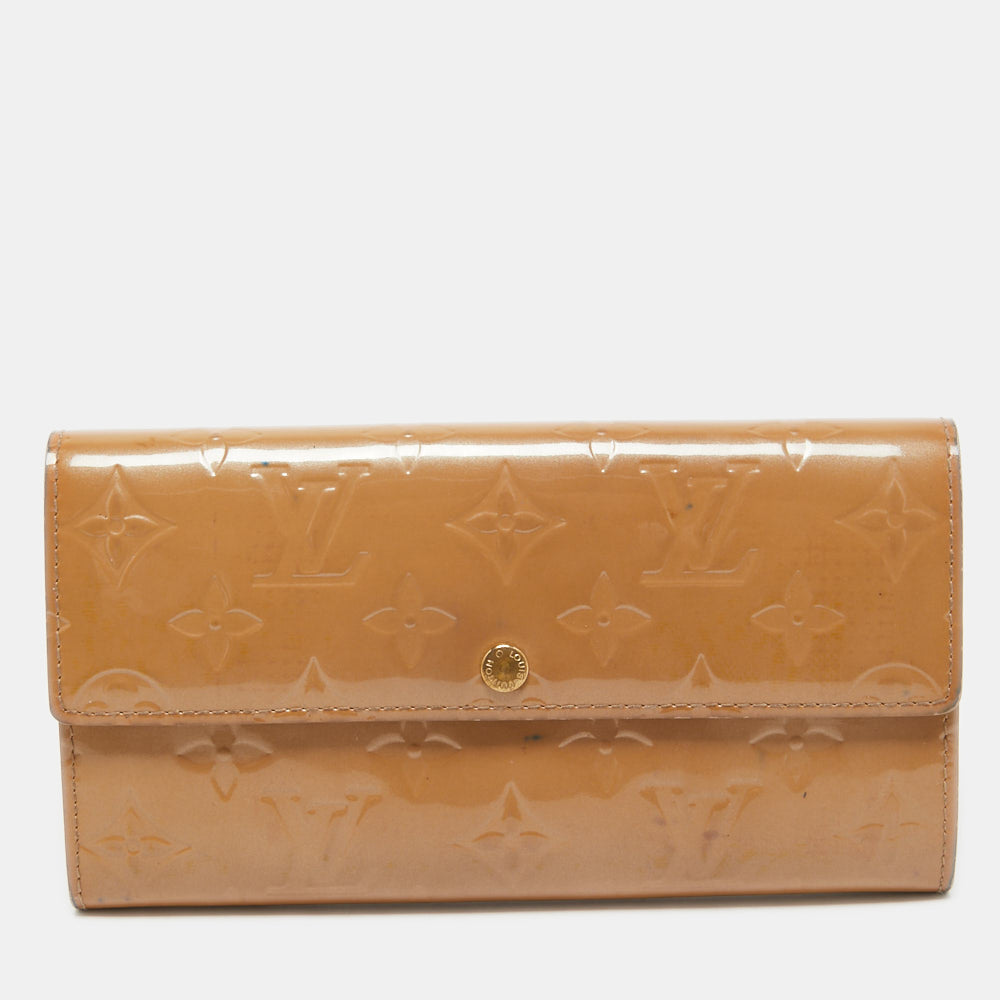 Louis Vuitton Sarah Beige Patent Leather Wallets