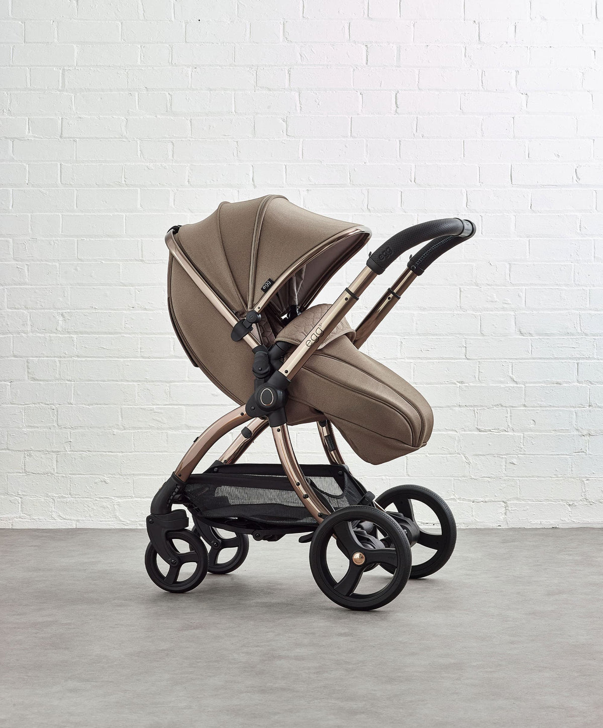 egg3 Pushchair Bundle with Shell 360 Car Seat - Mink