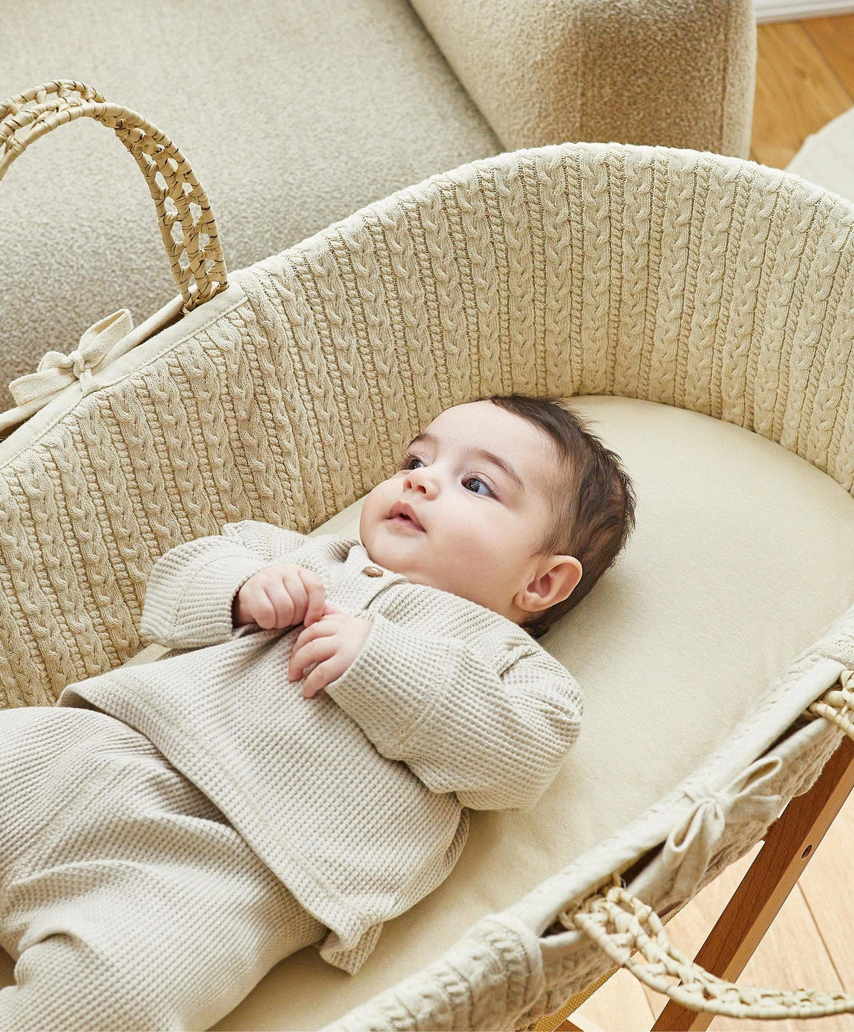 Little Green Sheep Knitted Moses Basket - Linen