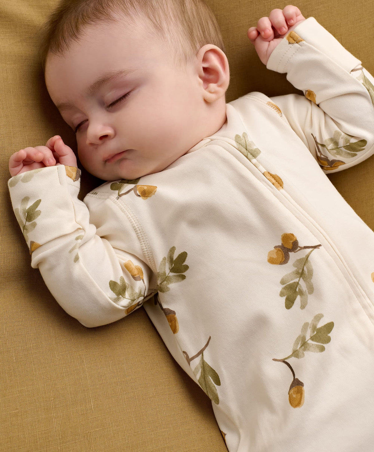Acorn Print Zip All In One
