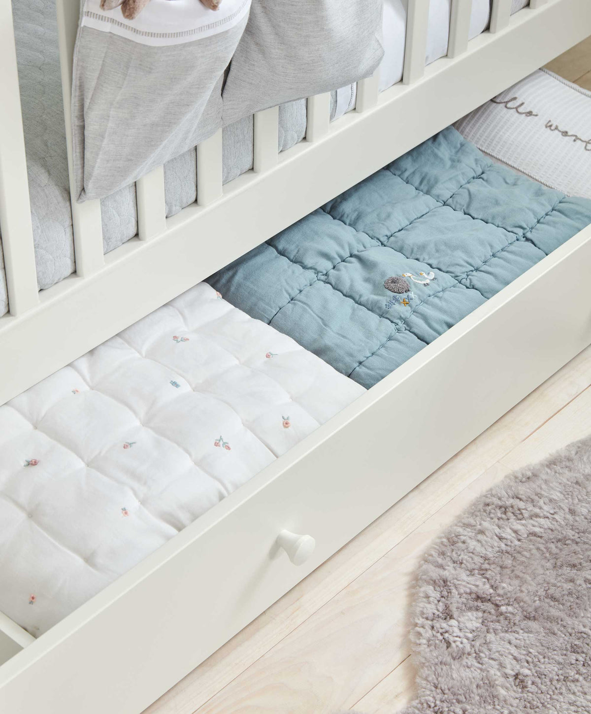 Mia Cotbed - Off-White