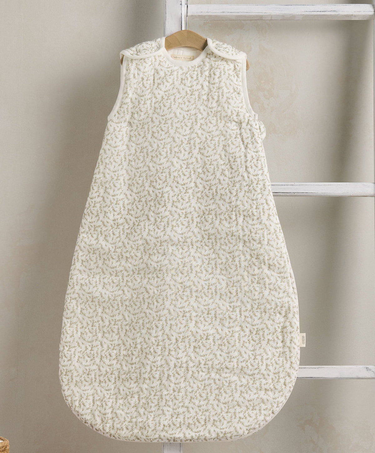 Nursery Bundle With Dreampod Sleep Bag & Hooded Towel (4 Piece) - Seedling