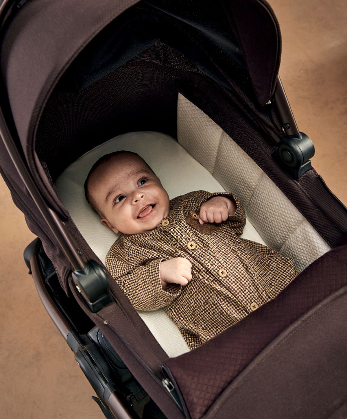 Ocarro 2 Pushchair Bundle with Maxi-Cosi Pebble Slide Pro Car Seat & Base (9 Pieces) - Americano