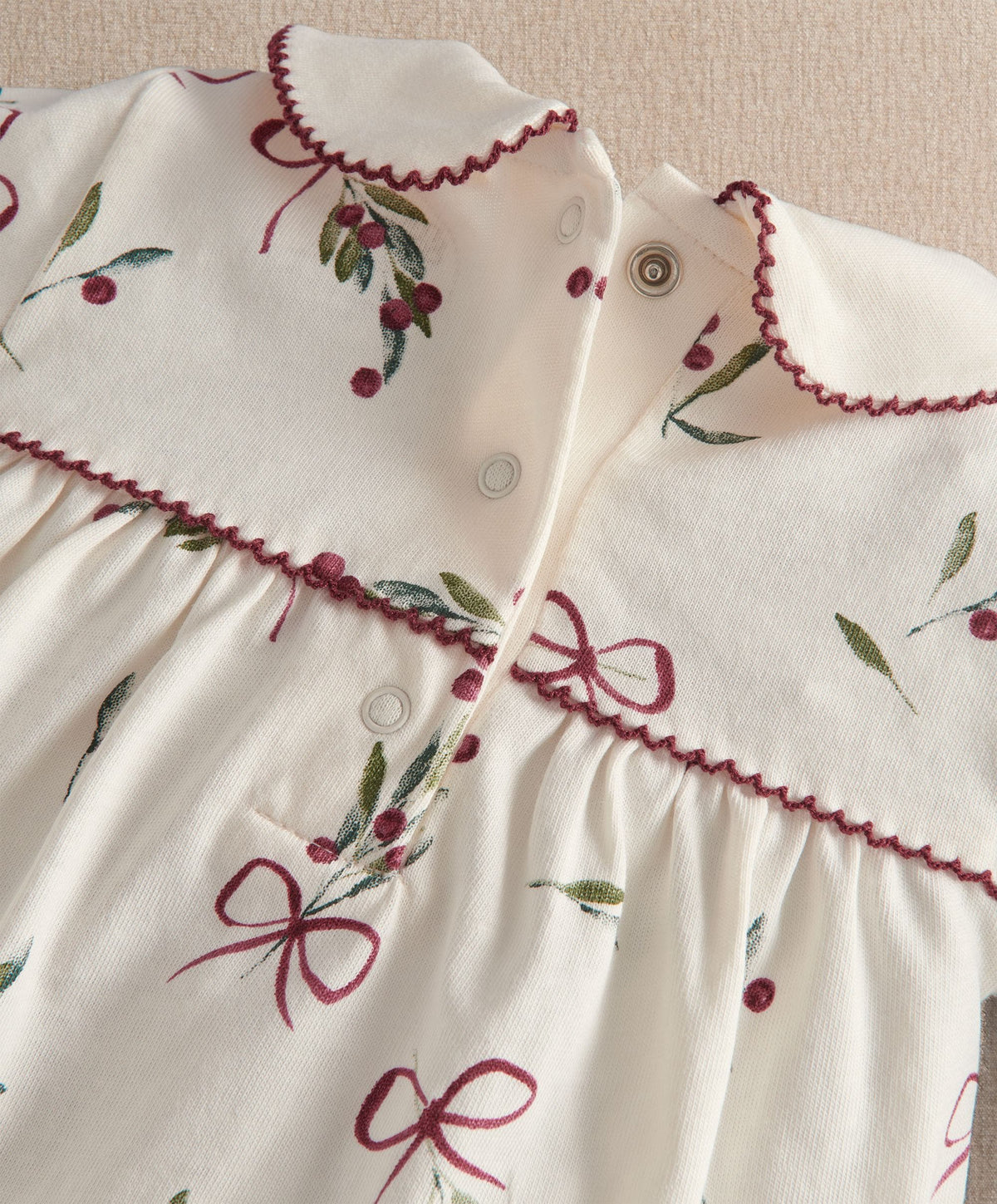 Christmas Berry Bow Print Pyjama Set