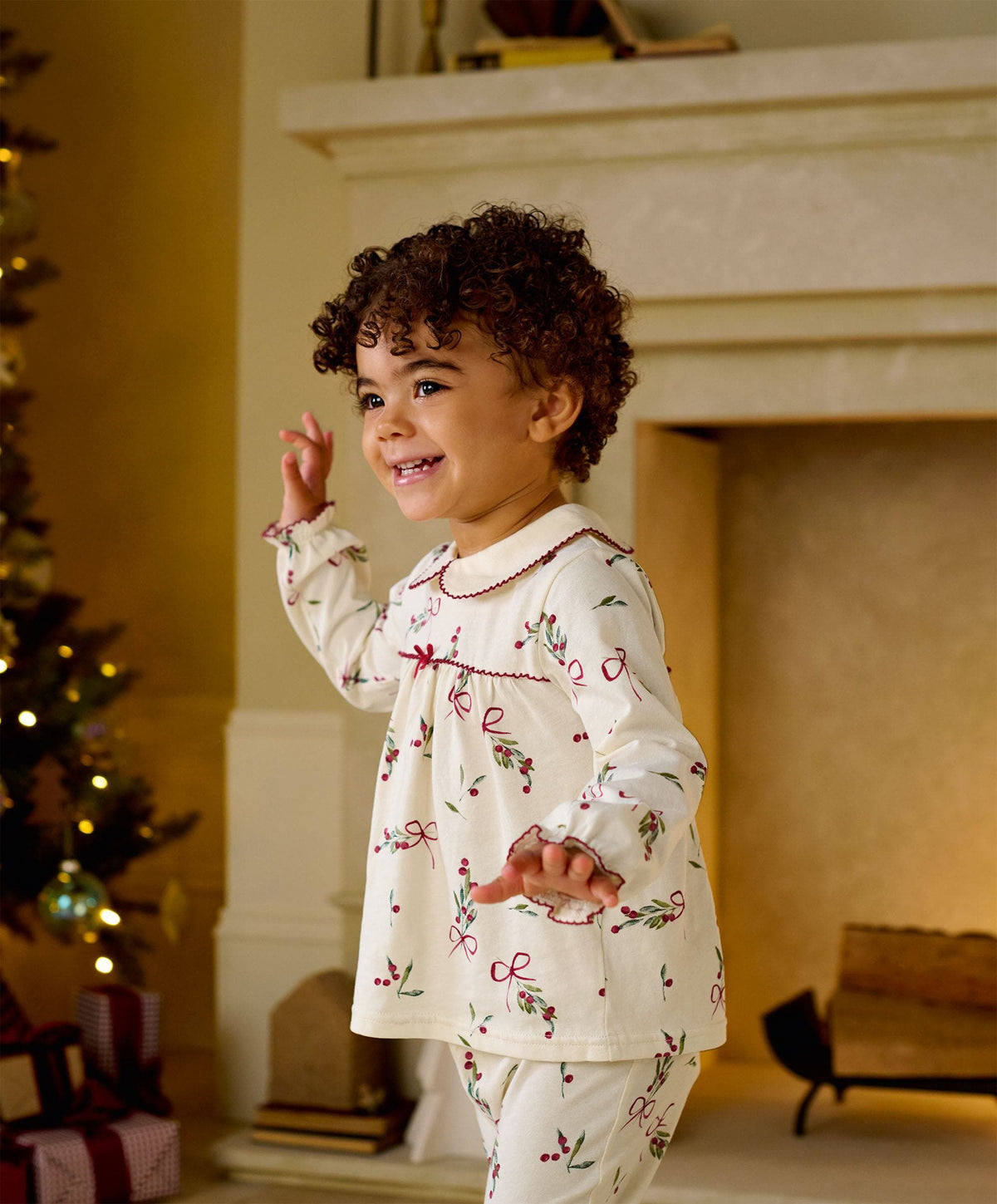 Christmas Berry Bow Print Pyjama Set
