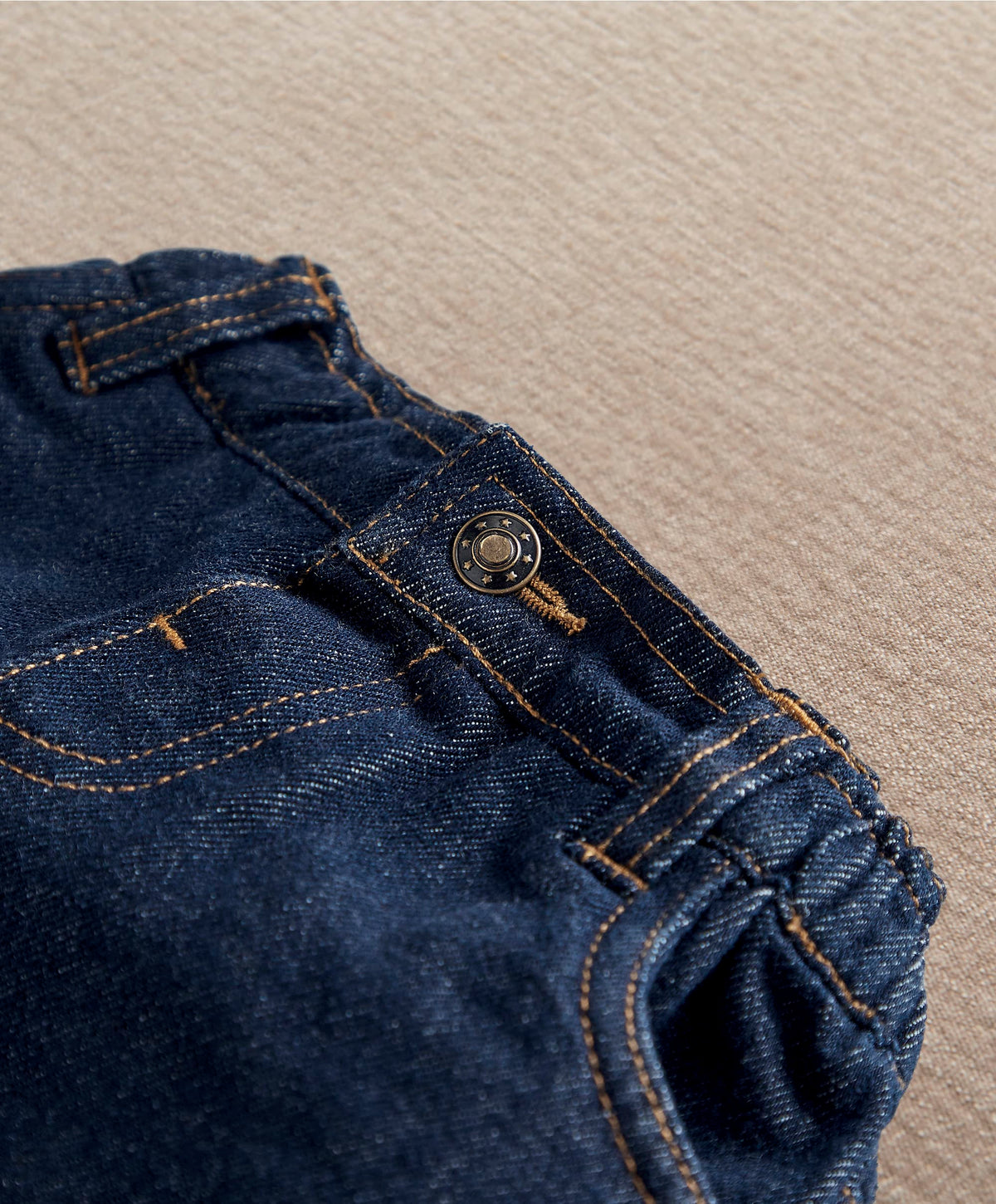 Relaxed Fit Jean