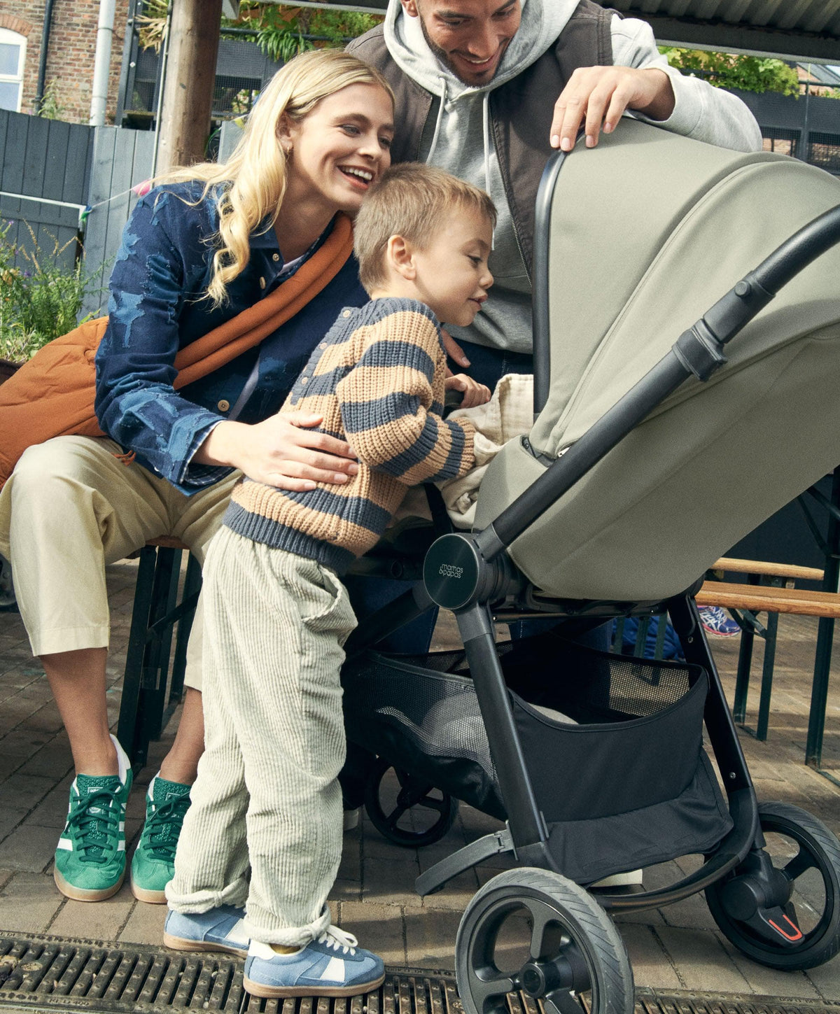 Vardo Essential Pushchair Bundle (7 Pieces) - Sage
