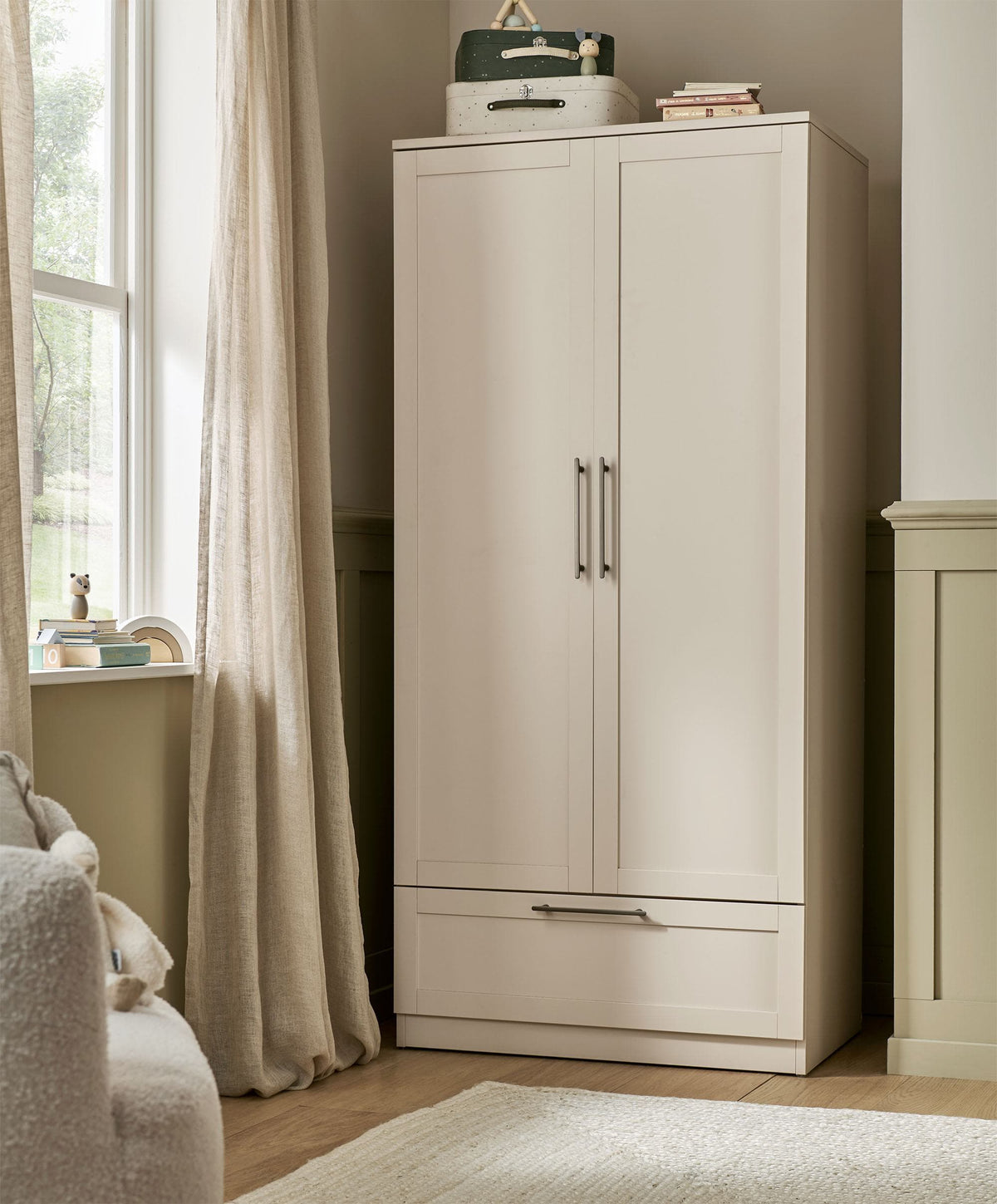 Walton Wardrobe - Cashmere