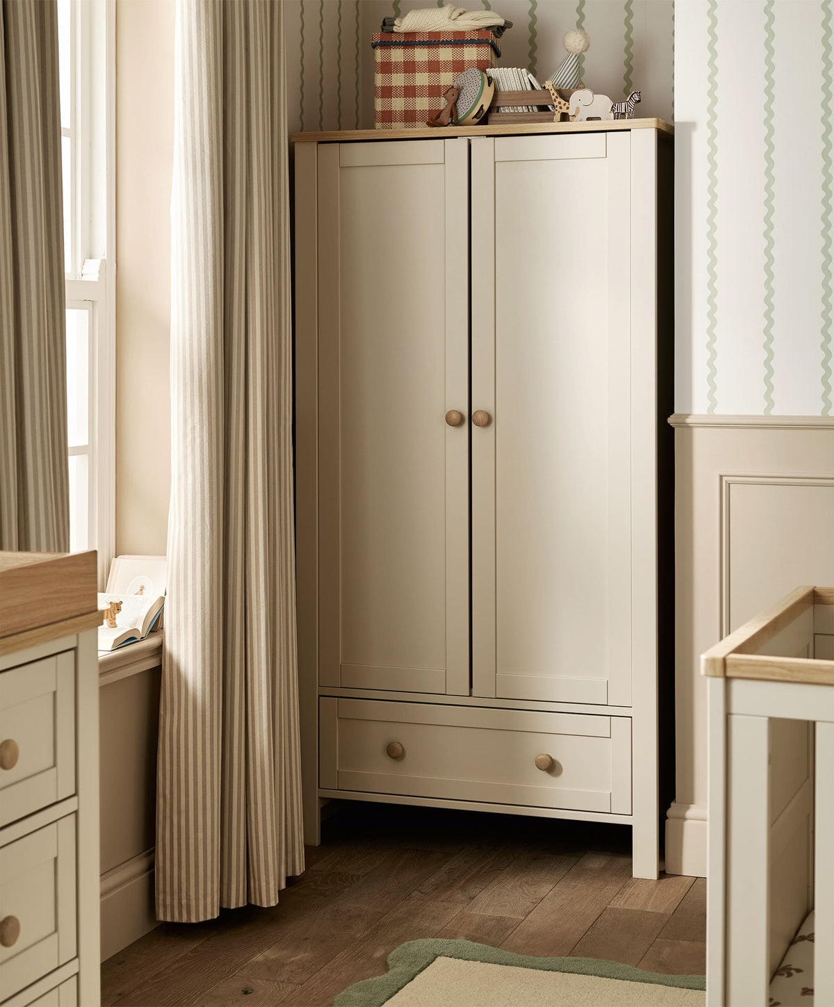 Wedmore Wardrobe - Cashmere/Oak