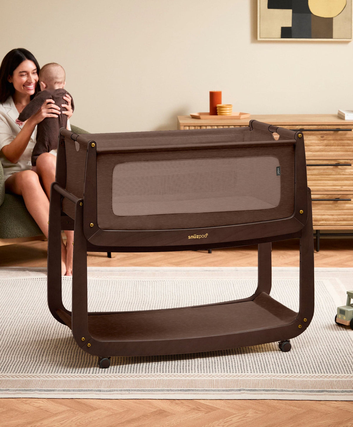 SnuzPod 5 Bedside Crib - Chocolate