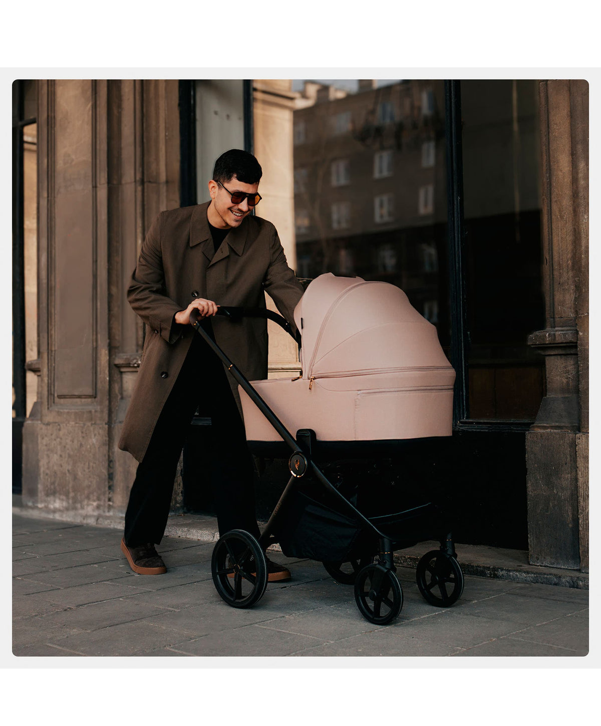 Venicci Claro2 2in1 Essential Pushchair Bundle (8 Pieces) - Almond