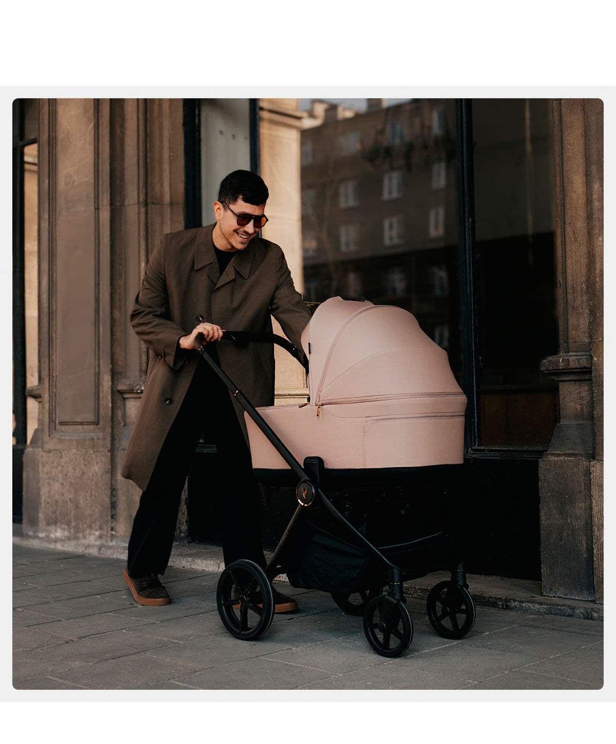 Venicci Claro2 2in1 Essential Pushchair Bundle (8 Pieces) - Chocolate